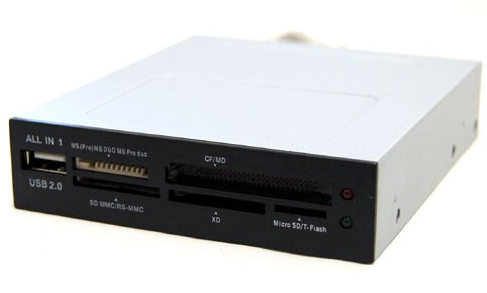 Milwaukee PC - Bytecc U2CR-318/HUB 3.5 Inch Drive Bay USB 2.0 All-in-One Universal Card Reader 