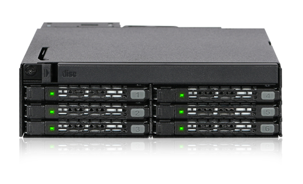 Milwaukee PC - ToughArmor 6 x 2.5" SAS SATA